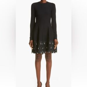 LELA ROSE 
Lace Trim Long Sleeve Knit Dress, XL 14